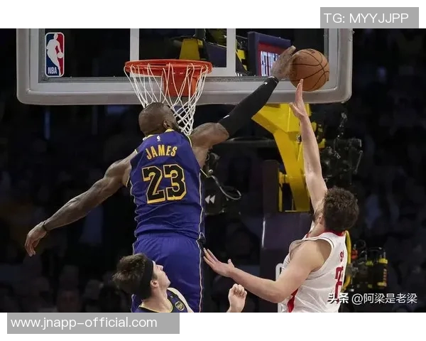 湖人季后赛能否取胜关键在于詹姆斯缺席常规赛的影响