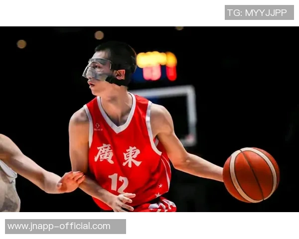 张博源全场最高31分表现抢眼22投11中并贡献9板2助2帽展现全面能力